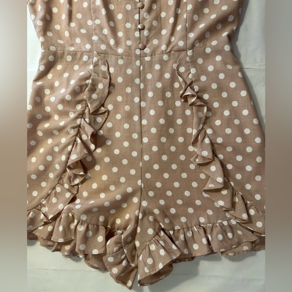 DO BE Polka Dot Ruffle Romper Jumpsuit Size Medium - Picture 2 of 4
